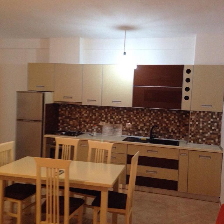 Cold Water Residence Vlore Room photo